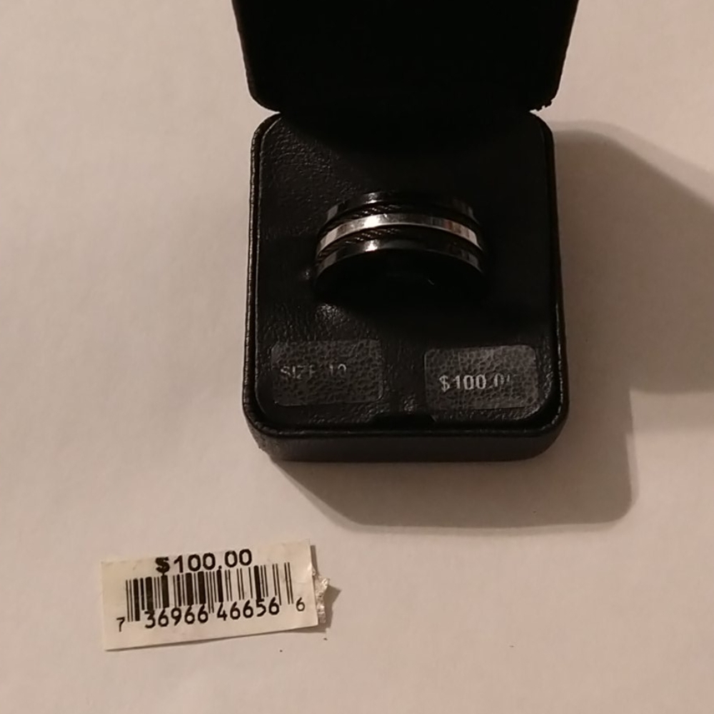 Classy Stainless Steel Ring - Picture 4 of 5